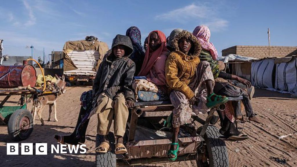 Chad President Mahamat Déby warns Sudan he will retaliate after drone strike on mourners kills 17 15d52190 2393 11f1 a59e e9e4aab4fac7.jpg