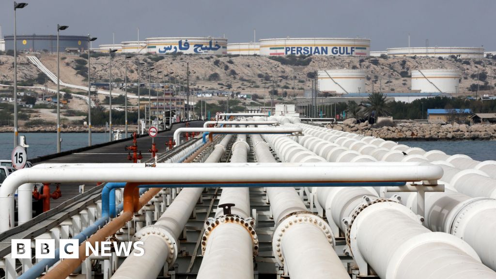 How the US could seize Iran's key oil terminal 289593e0 2c3b 11f1 b297 95b0a0a8331e.jpg