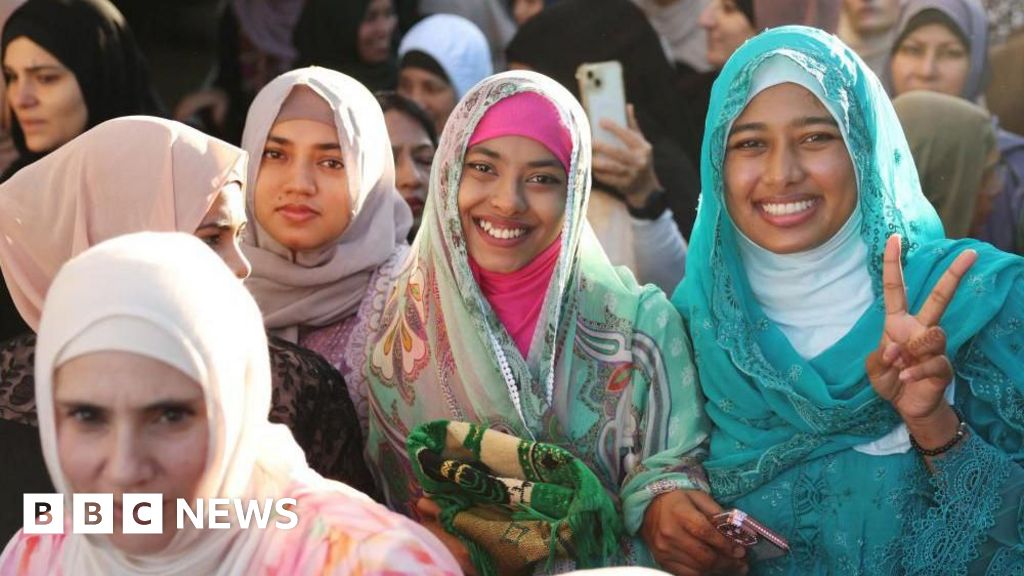 As Islamophobia rises, Australia's Muslims celebrate Eid 9f81f350 240b 11f1 8fe6 c5696d01f03e.jpg