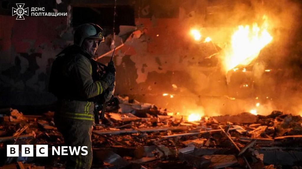 At least five killed in massive wave of Russian strikes across Ukraine, officials say df6b61a0 2766 11f1 8dfa e79b06fb69fd.jpg