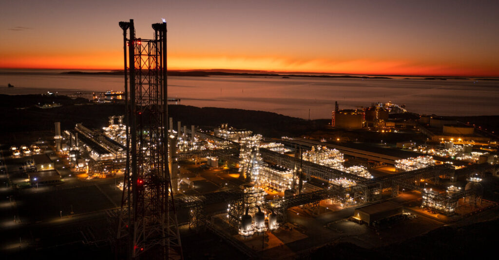 23int oz gas tax 01 zbht facebookjumbo.jpg