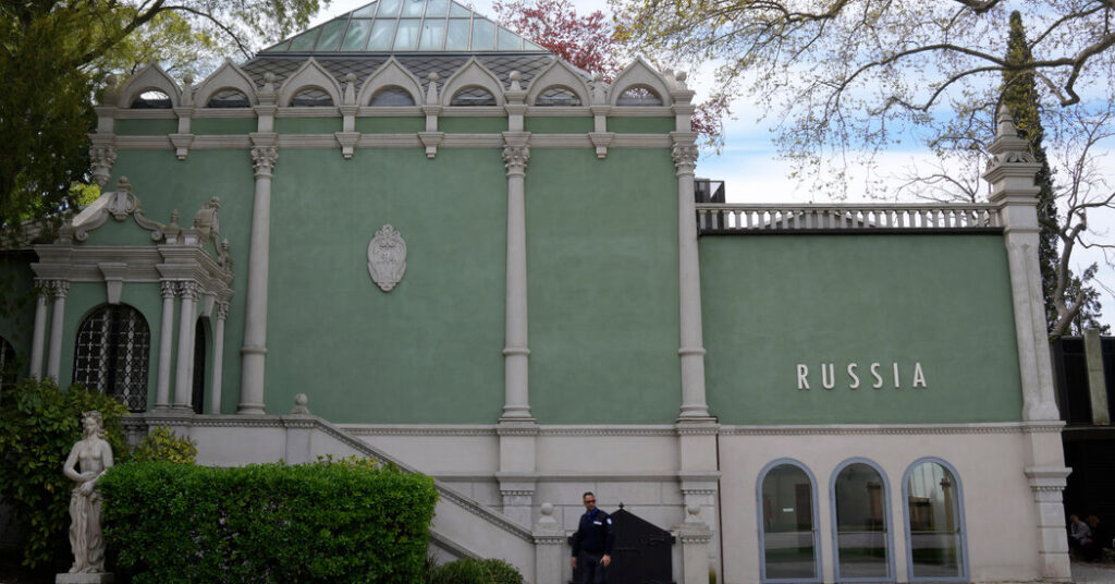 24xp venice zwbm facebookjumbo.jpg