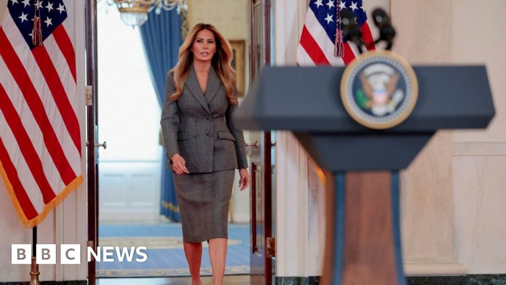 Melania Trump denies ties to Jeffrey Epstein and urges hearing for survivors 25543230 3457 11f1 8606 05fe34b06e1b.jpg