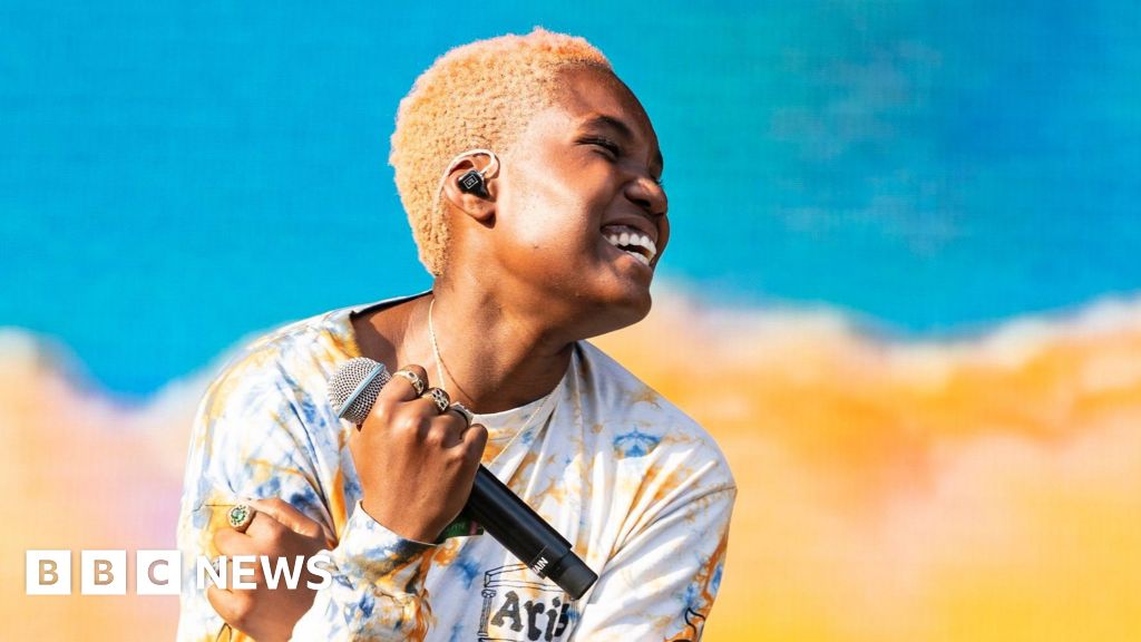 Arlo Parks: 'I got out of my head and into my body' fa74e950 2e85 11f1 87f5 d72371d79a40.jpg