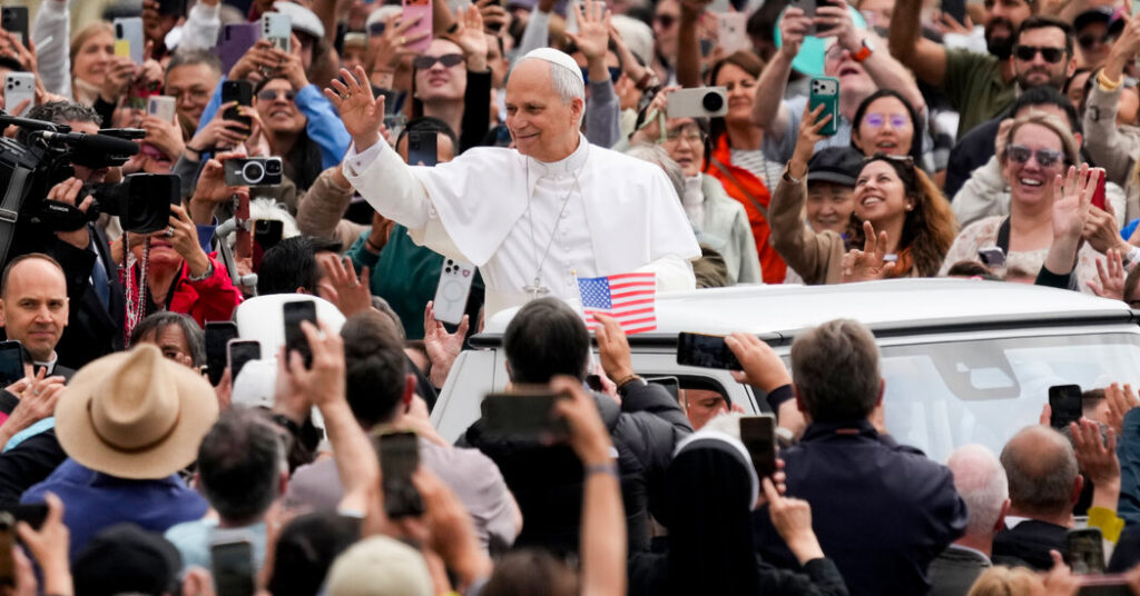 06int pope america 01 tqck facebookjumbo.jpg