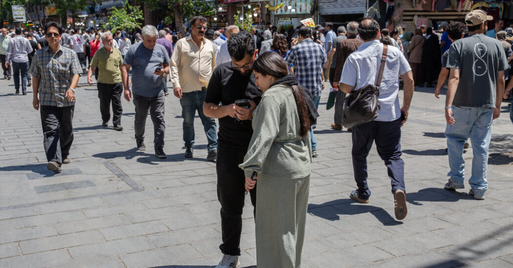 Iranians Emerge From a ‘Black Hole’ as Internet Shutdown Eases 27int iran internet kqmv facebookjumbo.jpg