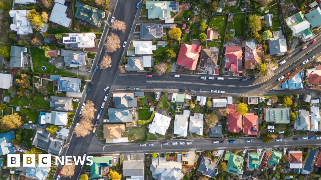 Australia has some of the world's costliest homes. Will scrapping tax breaks help? 488af620 4db2 11f1 950d add6aac521e1.jpg