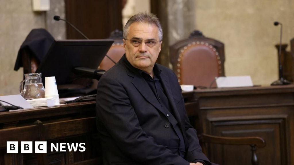 Austrian ex-intelligence officer found guilty of Russia spying charges 71ecbe80 547a 11f1 b682 cf91850925ea.jpg