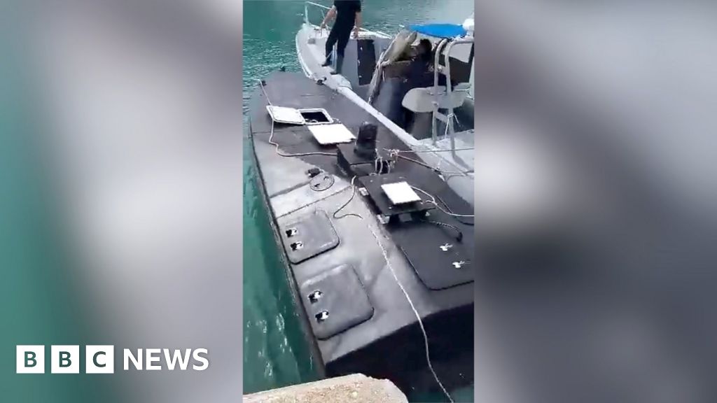 Greece conducts controlled blast of mystery naval drone explosives ce4b17d0 4bce 11f1 bd52 e755d604ece4.jpg