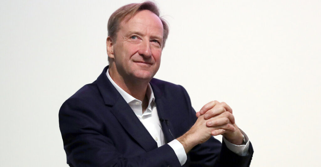 Alex Younger, Former Head of Britain’s MI6, Dies at 62 03younger kpjz facebookjumbo.jpg