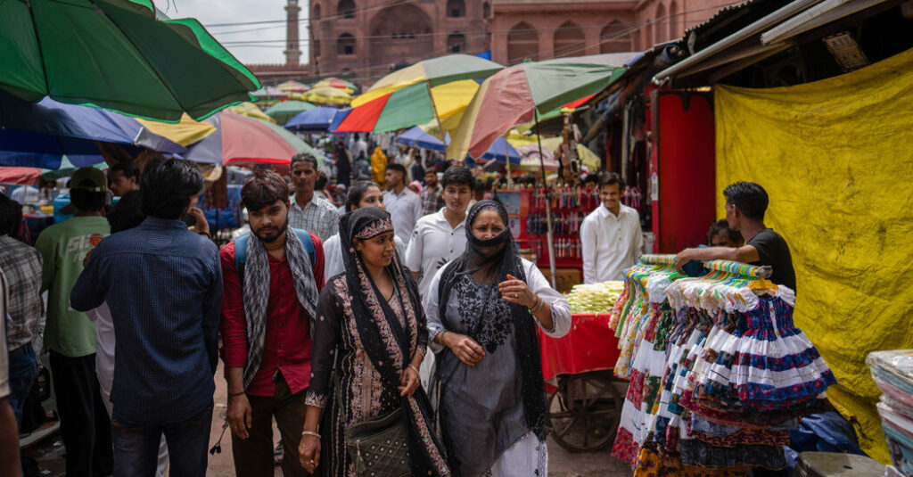 06int india heat 01 bpmt facebookjumbo.jpg