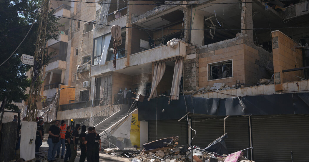 07int israel beirut qzfh facebookjumbo.jpg