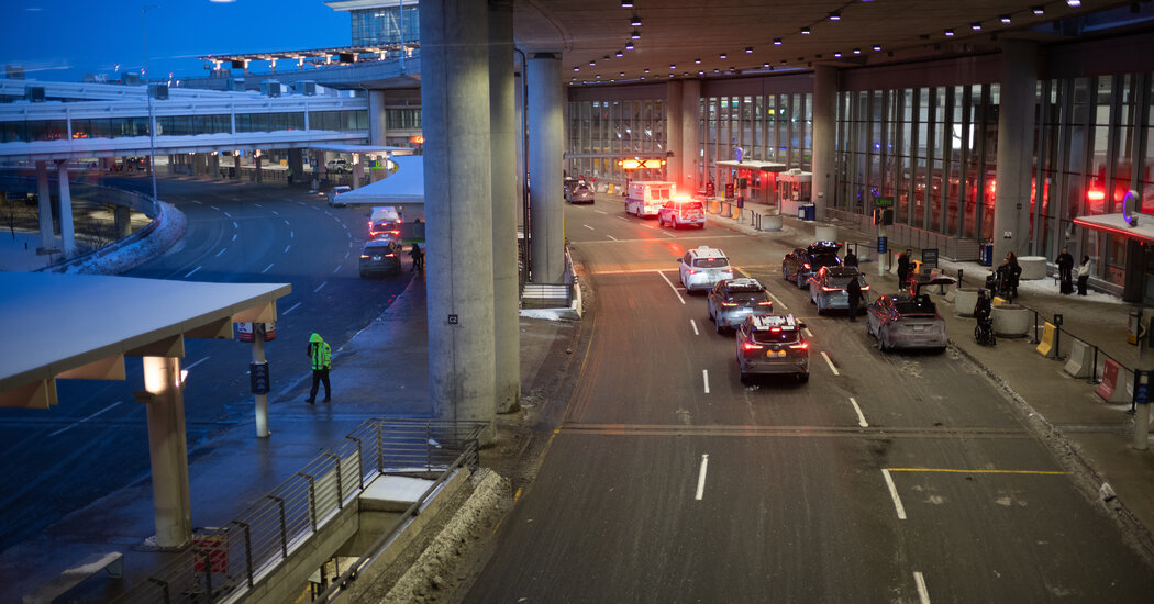 18toronto crash ru11 cqht facebookjumbo.jpg