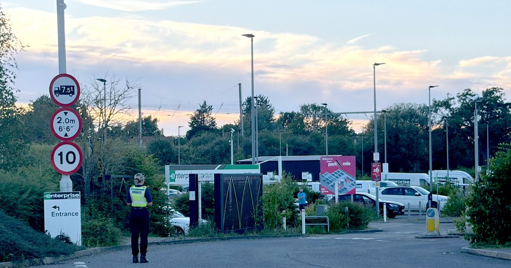 19int uk train collision vmht facebookjumbo.jpg