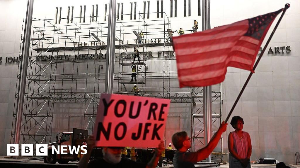 Trump's name removed from Kennedy Center after court order 39e7e860 6745 11f1 b4c1 47ccd10ce929.jpg