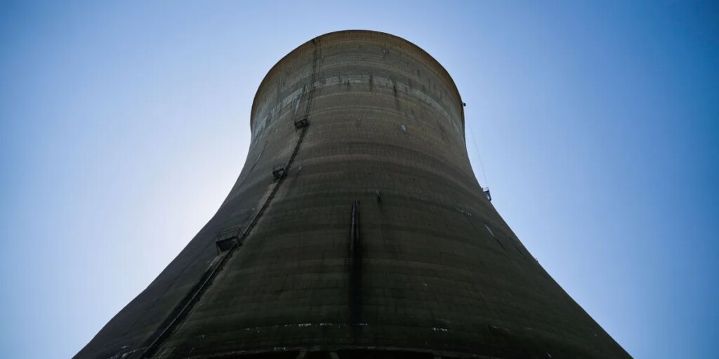 ap25176793857040.jpg